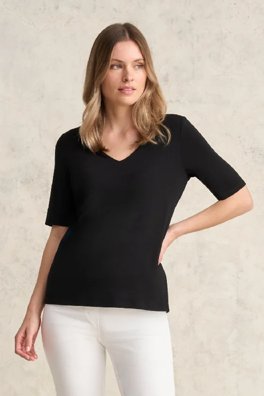 Weekend Savings Spectacular V-Neck Tee - Black
