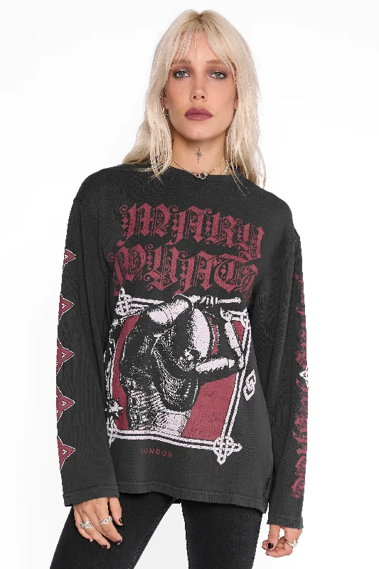 Weekend Deals That Amaze Emperor Oversized Long Sleeve Tee