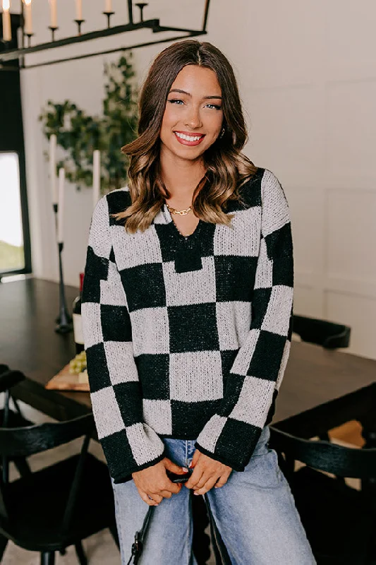 Steals and Deals Bonfire Bliss Knit Sweater in White