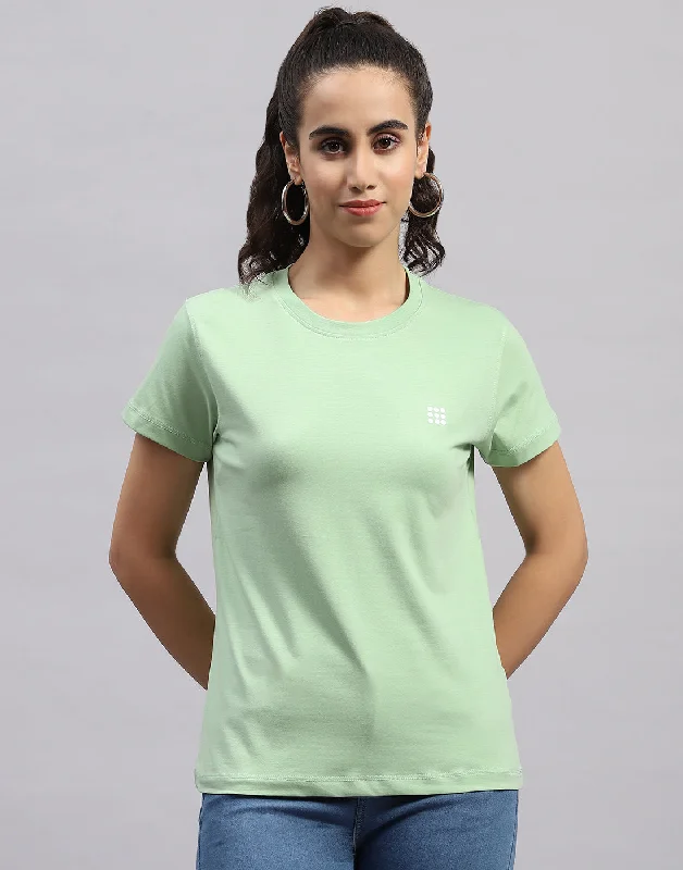 Deal Dash Women Green Solid Round Neck Half Sleeve Top