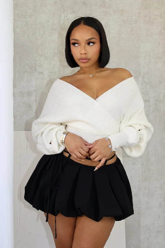 New Arrival Vanessa Off Shoulder Sleeve Cutout Sweater