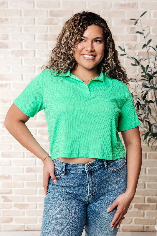Final Clearance Rory Ribbed Cropped Tennis Tee in Green