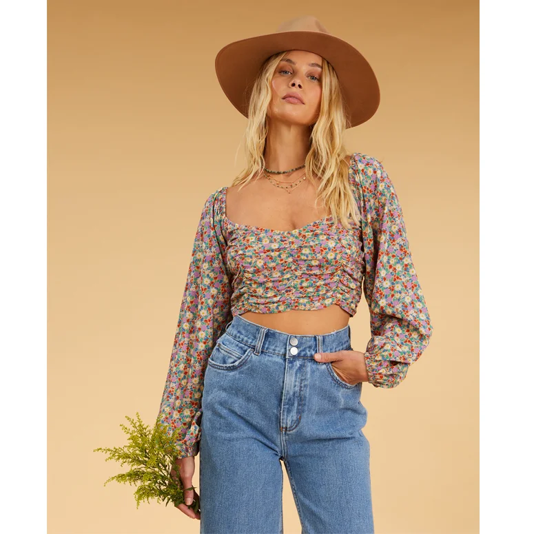 Special Discount Salty Blonde x Billabong Free Love Crop Top