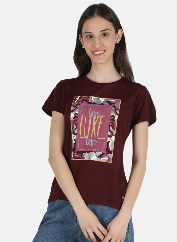 Weekend Offers That Please Women Maroon Printed Top
