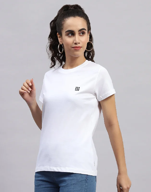 Extra Savings Women White Solid Round Neck Half Sleeve Top
