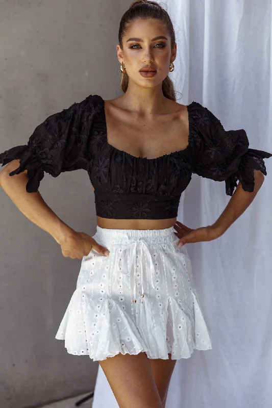 Quick Sale Passing By Tied Back Crop Top Black