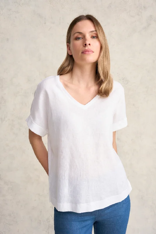 Weekend Specials to Savor Linen Mix V-Neck Top - White