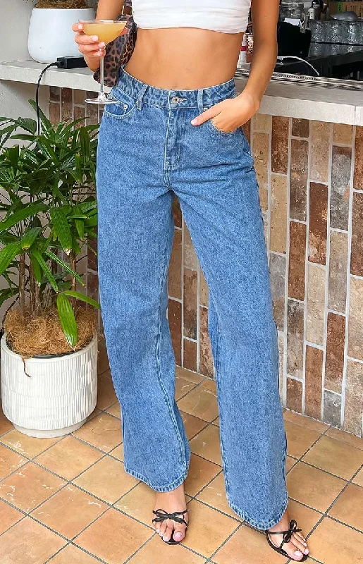 Hot Deal Calliope Mid Wash Mid Rise Slouchy Jeans