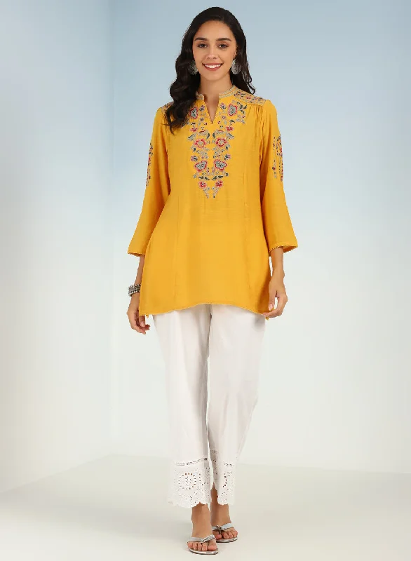 Steals and Deals Yellow Floral Tunic with Shoulder Gathers