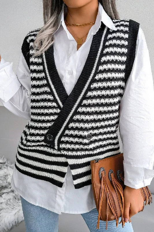 Value Deals WOMEN CROSS BUTTON PATTERNED KNIT VEST