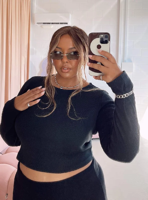 Members Only Classic Long Sleeve Crop Tee Black Curve