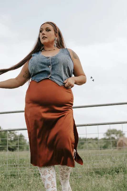 Savings Galore SLITASTIC SKIRT *SADDLE
