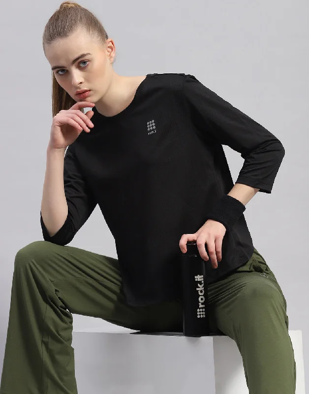 Fantastic Deals Women Black Solid Round Neck Half Sleeve Top