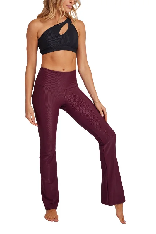 Super Bargain Onzie Studio Flare Ribbed Pant 2285