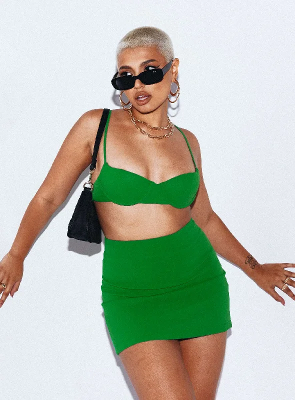 Online Only Manhattan Set Green