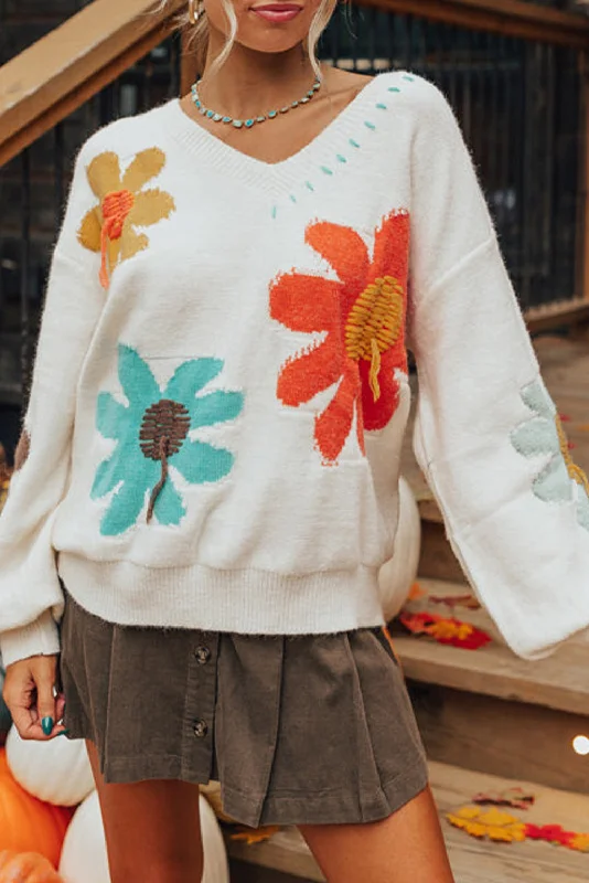 Weekend Bargains to Grab White Vintage 60s Flower Pattern V Neck Lantern Sleeve Sweater Weekend Bargains to Grab White Vintage 60s Flower Pattern V Neck Lantern Sleeve Sweater
